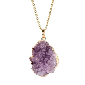 Raw Amethyst Healing Crystal Stone Necklaces for Women Men Healing Crystal Necklace Rregular Amethyst Cluster Druzy Pendant Necklaces Reiki Spiritual Quartz Gemstone Jewelry (Purple)