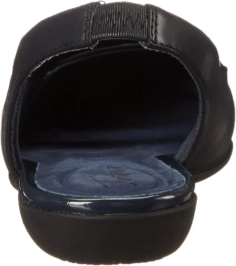 Trotters Women's Sarina Ballet Flat